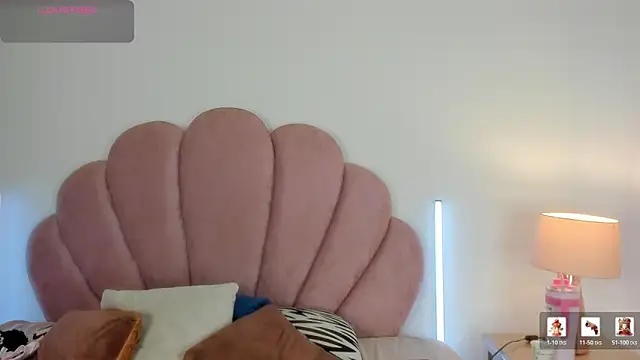 Snapshot of Nicole_Paradise chatting on 21, 5, 2026 Nicole Paradise online show from 21, 5, 2026