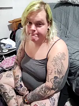Snapshot of Trans_Girl_next_door420 chatting on 2, 5, 2026 Trans Girl next door420 online show from 2, 5, 2026