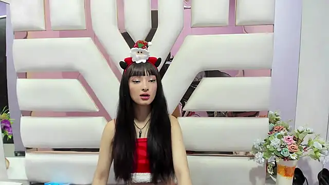 Snapshot of Aurora_18 chatting on 14, 12, 2024 Aurora 18 online show from 14, 12, 2024