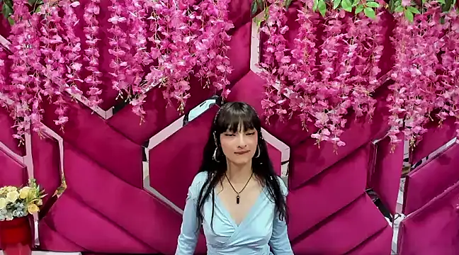 Snapshot of Aurora_18 chatting on 8, 2, 2025 Aurora 18 online show from 8, 2, 2025