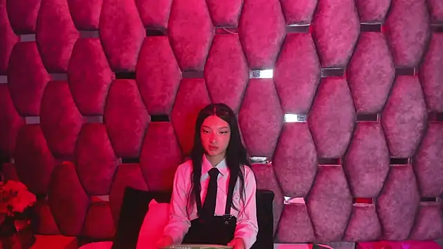 Snapshot of Aurora_18 chatting on 19, 9, 2025 Aurora 18 online show from 19, 9, 2025