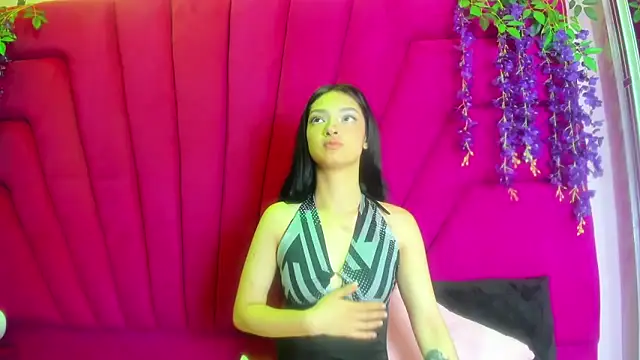 Snapshot of Aurora_18 chatting on 15, 10, 2025 Aurora 18 online show from 15, 10, 2025