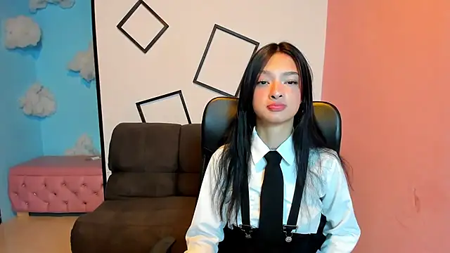 Snapshot of Aurora_18 chatting on 13, 11, 2025 Aurora 18 online show from 13, 11, 2025