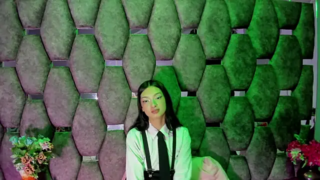 Snapshot of Aurora_18 chatting on 18, 12, 2025 Aurora 18 online show from 18, 12, 2025