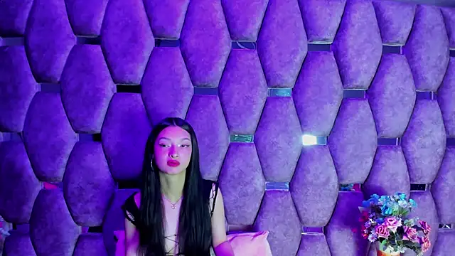 Snapshot of Aurora_18 chatting on 22, 12, 2025 Aurora 18 online show from 22, 12, 2025