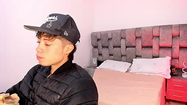 Snapshot of MarcusCollinss_ chatting on 4, 12, 2024 MarcusCollinss online show from 4, 12, 2024