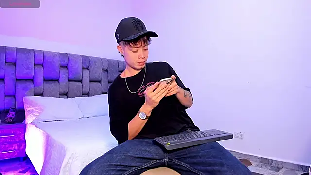 Snapshot of MarcusCollinss_ chatting on 28, 12, 2024 MarcusCollinss online show from 28, 12, 2024