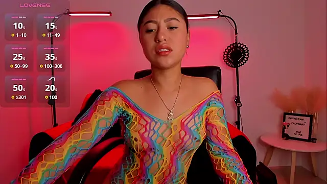 Snapshot of cloy_baby__ chatting on 5, 1, 2025 cloy baby online show from 5, 1, 2025