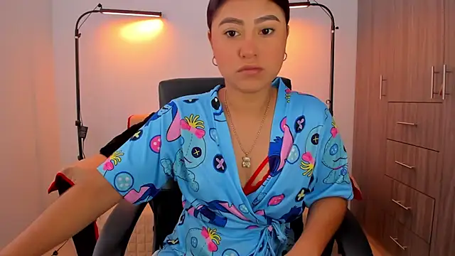Snapshot of cloy_baby__ chatting on 12, 9, 2025 cloy baby online show from 12, 9, 2025