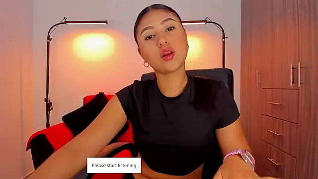 Snapshot of cloy_baby__ chatting on 8, 10, 2025 cloy baby online show from 8, 10, 2025
