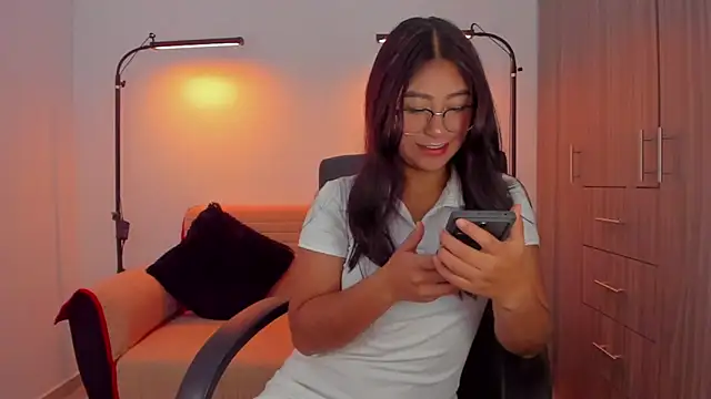 cloy baby   online show from 18, 12, 2025