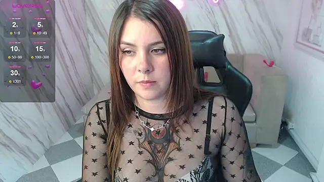 Snapshot of Paula_b_ chatting on 16, 9, 2025 Paula b online show from 16, 9, 2025
