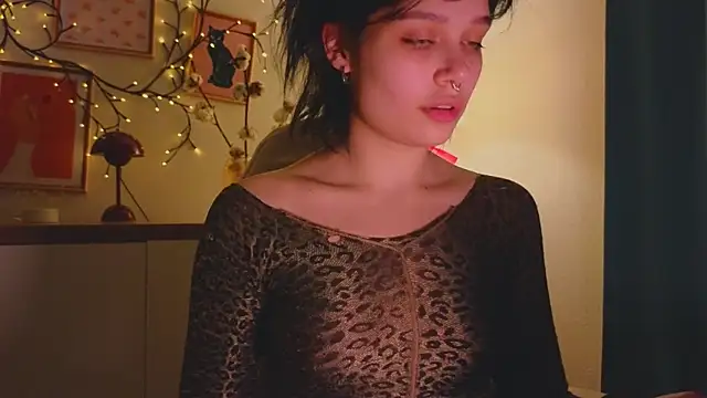 Snapshot of ari_rari chatting on 1, 2, 2025 ari rari online show from 1, 2, 2025