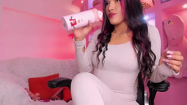 EmmilyCristal online show from 30, 1, 2025