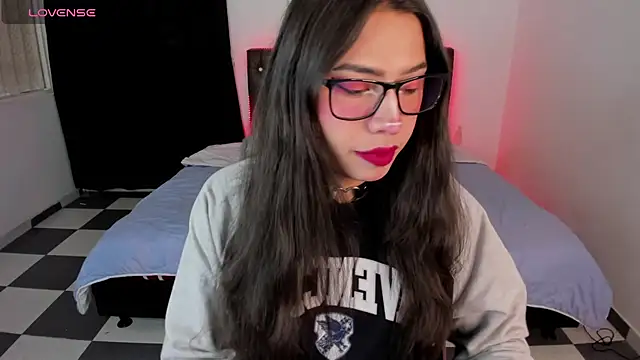 paula kawaiifu  online show from 22, 1, 2025