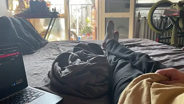 kameray12 online show from 1, 3, 2025