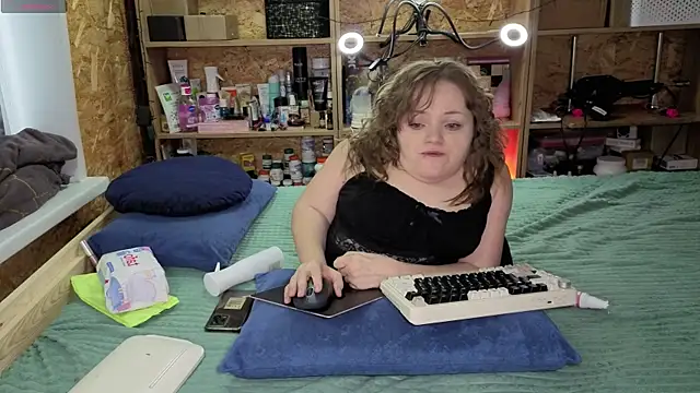 MiniNatalie online show from 22, 12, 2025