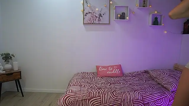 Snapshot of Amai__Liu chatting on 13, 11, 2025 Amai Liu online show from 13, 11, 2025