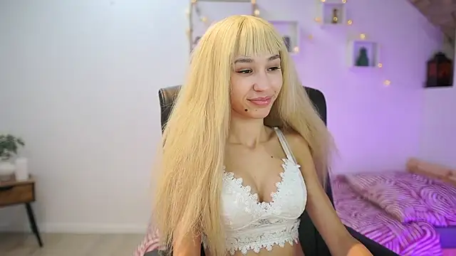 Snapshot of Amai__Liu chatting on 21, 11, 2025 Amai Liu online show from 21, 11, 2025