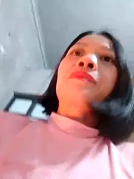 Snapshot of Aninyin22 chatting on 12, 1, 2025 Aninyin22 online show from 12, 1, 2025