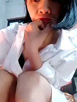 Snapshot of Aninyin22 chatting on 17, 1, 2025 Aninyin22 online show from 17, 1, 2025