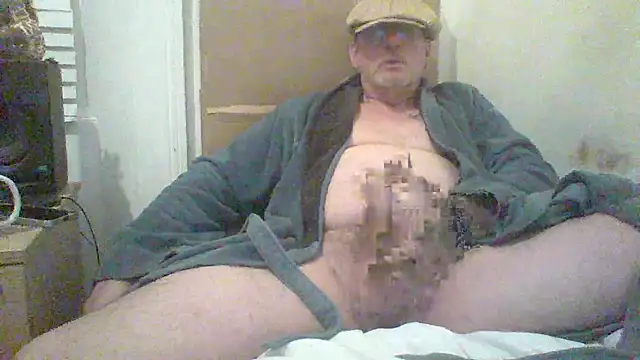 Snapshot of oldenglishguy chatting on 18, 11, 2025 oldenglishguy online show from 18, 11, 2025