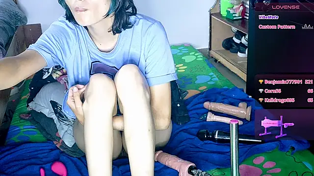 Camila---torres online show from 12, 2, 2025