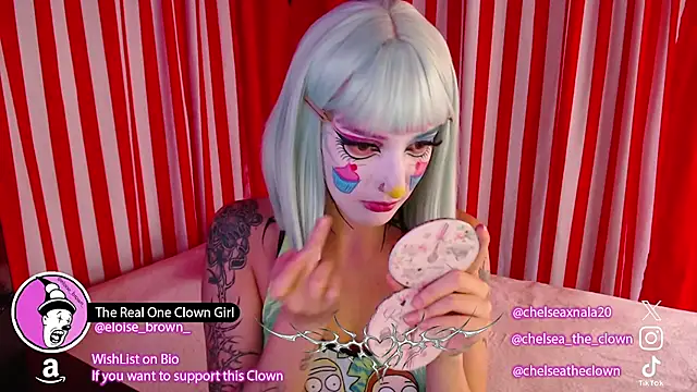 Snapshot of Eloise-brown chatting on 16, 7, 2026 Eloise-brown online show from 16, 7, 2026