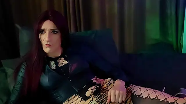 Snapshot of LuvNuk chatting on 3, 12, 2024 LuvNuk online show from 3, 12, 2024