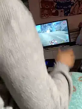 KimiAqua online show from 21, 12, 2024