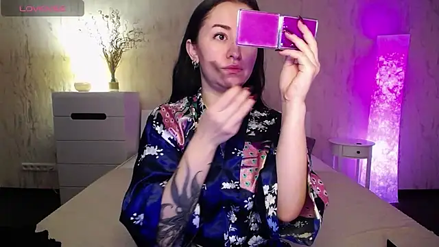 Snapshot of VioletCatt chatting on 9, 1, 2025 VioletCatt online show from 9, 1, 2025