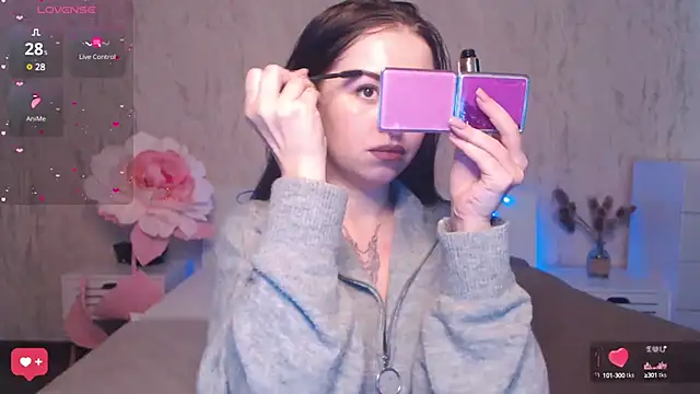 Snapshot of VioletCatt chatting on 25, 2, 2025 VioletCatt online show from 25, 2, 2025