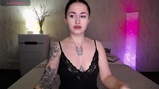 Snapshot of VioletCatt chatting on 20, 3, 2025 VioletCatt online show from 20, 3, 2025