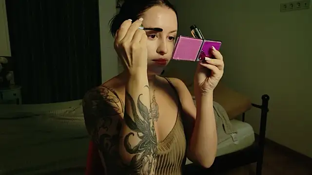 Snapshot of VioletCatt chatting on 2, 10, 2025 VioletCatt online show from 2, 10, 2025