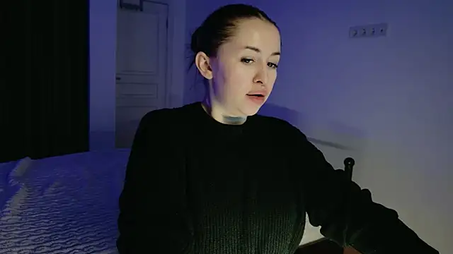 Snapshot of VioletCatt chatting on 28, 11, 2025 VioletCatt online show from 28, 11, 2025