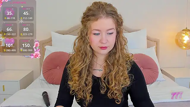 Snapshot of CassieRide chatting on 4, 2, 2026 CassieRide online show from 4, 2, 2026