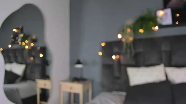 Snapshot of AmyPalmmer chatting on 22, 10, 2025 AmyPalmmer online show from 22, 10, 2025