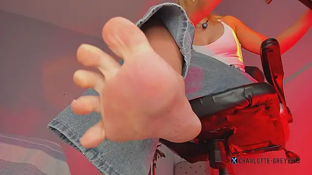 charlotte  grey online show from 9, 3, 2026