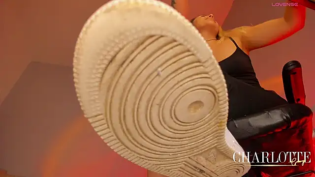 charlotte  grey online show from 15, 4, 2026