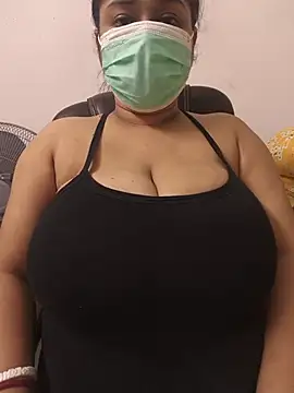 Snapshot of hot_bhabi_kolkata chatting on 20, 6, 2026 hot bhabi kolkata online show from 20, 6, 2026