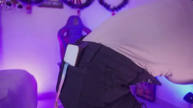 madelyn rose  online show from 14, 12, 2025