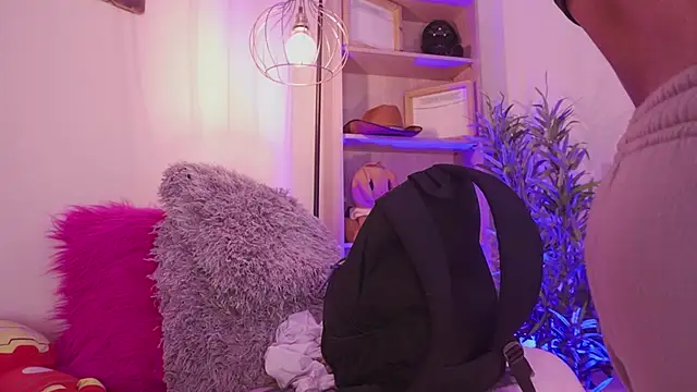 madelyn rose  online show from 21, 3, 2026