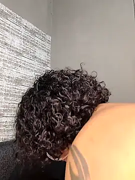 Snapshot of ExclusiveLeexx chatting on 7, 2, 2025 ExclusiveLeexx online show from 7, 2, 2025