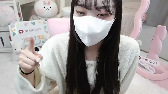 Snapshot of momo_room chatting on 25, 1, 2025 momo room online show from 25, 1, 2025