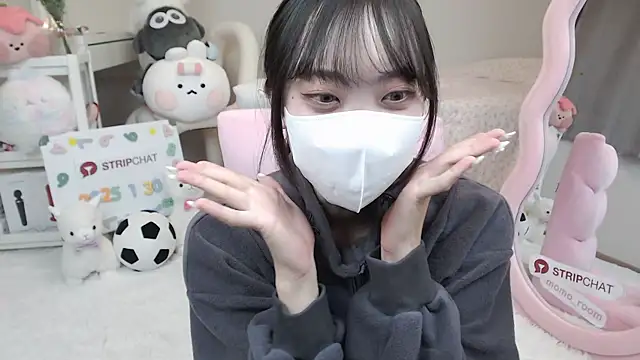 Snapshot of momo_room chatting on 30, 1, 2025 momo room online show from 30, 1, 2025