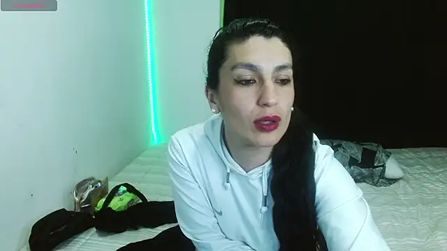 Snapshot of cristina_connor chatting on 7, 1, 2025 cristina connor online show from 7, 1, 2025