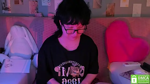 dreamgirllovee online show from 9, 3, 2025