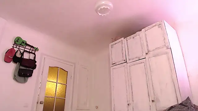 Mayrumey online show from 2, 2, 2025