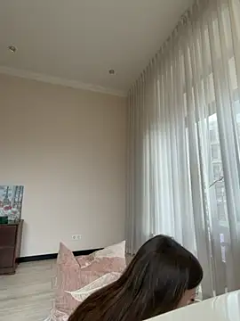 Hott Lolla online show from 18, 11, 2025