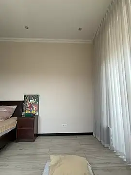 Hott Lolla online show from 15, 4, 2026